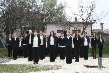 2010.prilis 02.